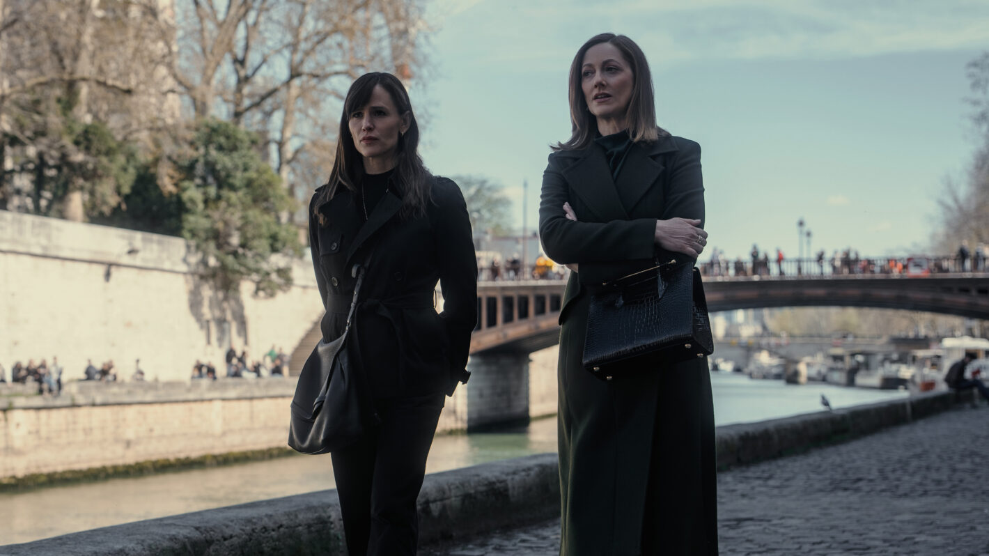 Season 2 Ending, Explained by Jennifer Garner, Judy Greer (Exclusive)