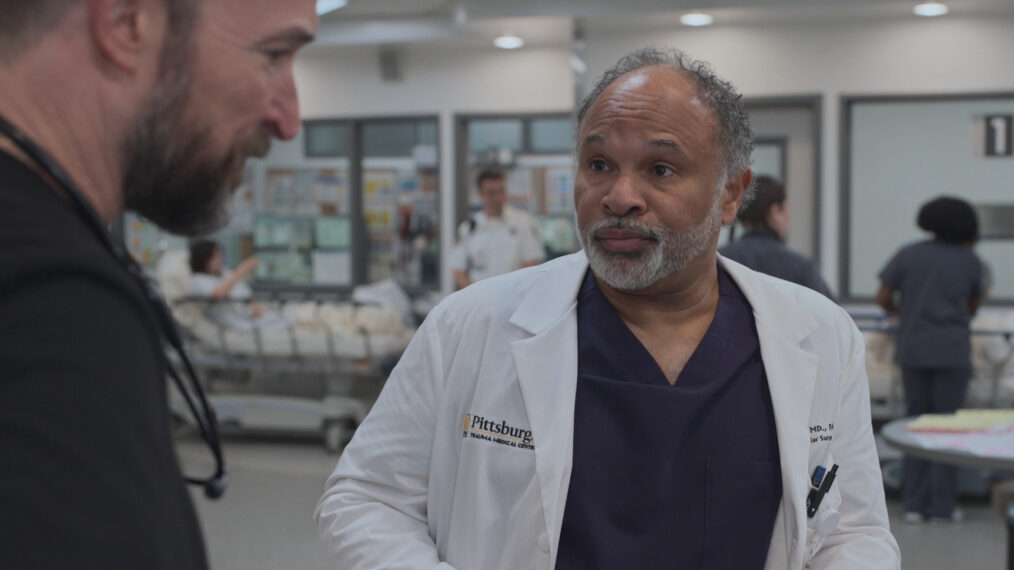 Geoffrey Owens and Noah Wyle in 'The Pitt' Season 2 Episode 13
