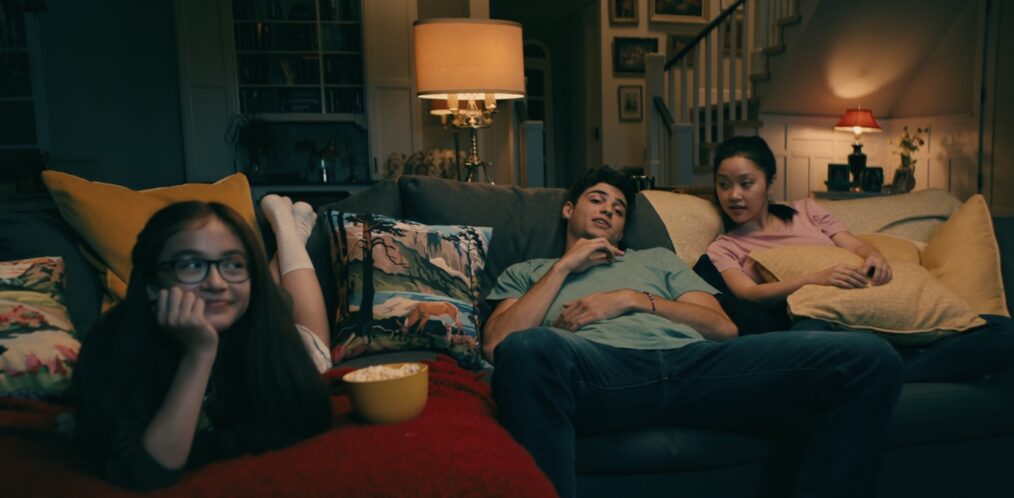 Kitty, Peter, and Lara Jean in 'To All The Boys I've Loved Before'