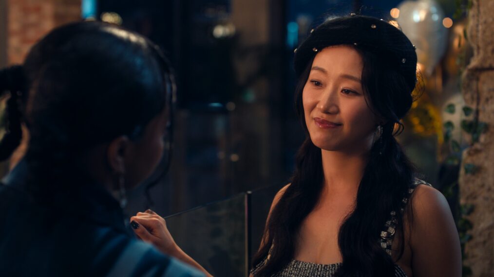 Regan Aliyah as Juliana Porter, Gia Kim as Yuri Han in episode 308 of XO, Kitty.