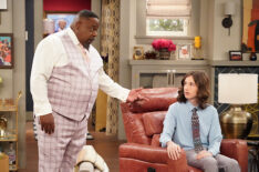 “Welcome to Goodbye” – Two joyful wedding celebrations bring loved ones together while old tensions and heartfelt confessions surface one last time. Meanwhile, tough goodbyes loom and the family looks ahead to a new chapter shaped by love, growth and change, on the series finale of THE NEIGHBORHOOD, Monday, May 11 (8:00-8:30 PM, ET/PT) on the CBS Television Network, and streaming on Paramount+ Pictured: Cedric The Entertainer as Calvin and Hank Greenspan as Grover. Photo: Monty Brinton/CBS ©2026 CBS Broadcasting, Inc. All Rights Reserved.