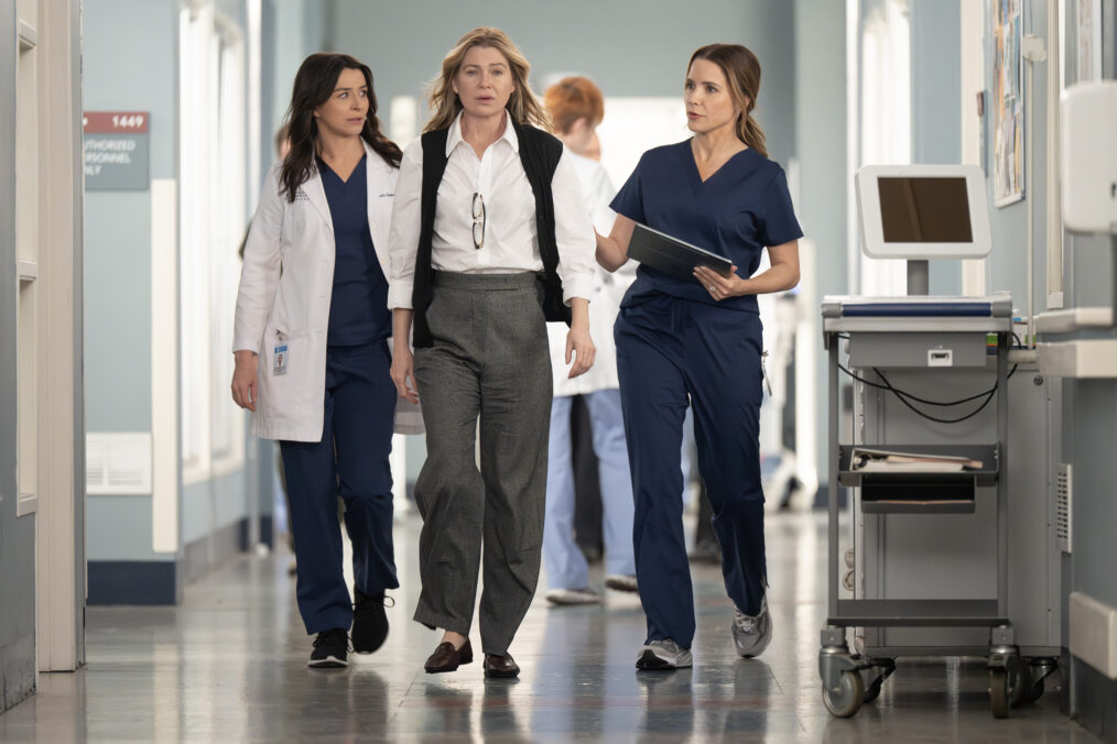 GREY’S ANATOMY - “Bridge over Troubled Water” - After a catastrophic bridge collapse sends dozens of victims to Grey Sloan, the hospital activates its full disaster response as they race to treat a surge of critically injured patients, including one of their own. THURSDAY, MAY 7 (10:00-11:00 p.m. EDT) on ABC. (Disney/Anne Marie Fox) CATERINA SCORSONE, ELLEN POMPEO, SOPHIA BUSH