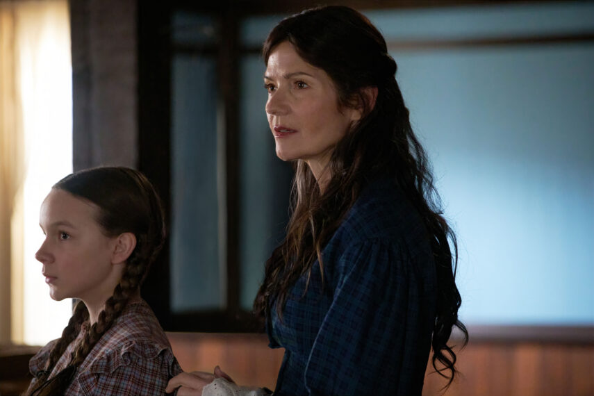 Jill Hennessy and Mila Morgan as Hattie and Sarah in Hope Valley: 1874