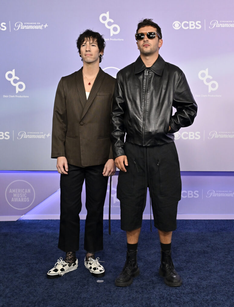 LAS VEGAS, NEVADA - MAY 25: (EDITORIAL USE ONLY) (L-R) Josh Dun and Tyler Joseph of Twenty One Pilots attend the 52nd American Music Awards at MGM Grand Garden Arena on May 25, 2026 in Las Vegas, Nevada. (Photo by David Becker/Getty Images)