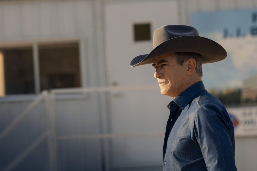The Hunting Wives. Dermot Mulroney as Jed in episode 201 of The Hunting Wives. Cr. Dana Hawley/Netflix © 2026