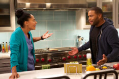 Tracee Ellis Ross as Rainbow Johnson and Anthony Anderson as Andre Johnson in 'Black-ish'