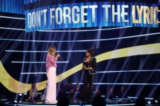 DON'T FORGET THE LYRICS: Contestant Claire with host Niecy Nash in the 'Top Gun vs. Top Model' episode of DON'T FORGET THE LYRICS airing Thursday, July 25 (9:00-10:00 PM ET/PT) on FOX. © 2024 FOX Media LLC