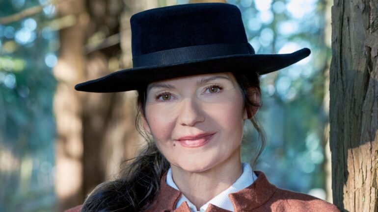 Jill Hennessy of 'Hope Valley: 1874'