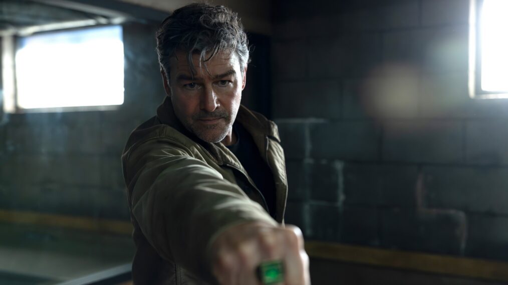 Kyle Chandler in 'Lanterns' Season 1