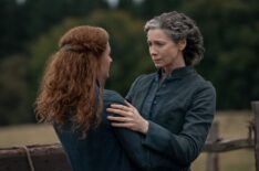 Sophie Skelton and Caitriona Balfe in the 'Outlander' series finale