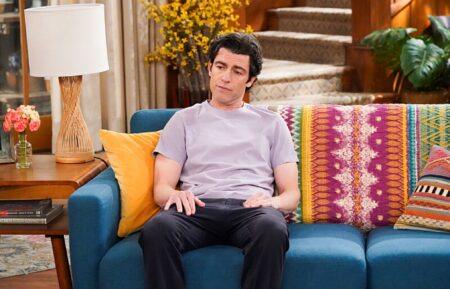“Welcome to the Chat” – When Tina oversteps at daycare, a well‑meaning effort to fix it takes a turn after a message is sent to the wrong chat. Meanwhile, a surprise visit from Dave’s mother, Paula, leads him and Gemma to reconsider their careers and what comes next, on THE NEIGHBORHOOD, Monday, April 27 (8:00-8:30 PM, ET/PT) on the CBS Television Network, and streaming on Paramount+. Pictured: Max Greenfield as Dave.