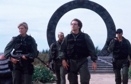 STARGATE SG-1, Amanda Tapping, Christopher Judge, Michael Shanks, Richard Dean Anderson, 'Singularity,' (Season 1, Episode 14, aired Oct 31, 1997), 1997-2007. © MGM Television / Courtesy: Everett Collection