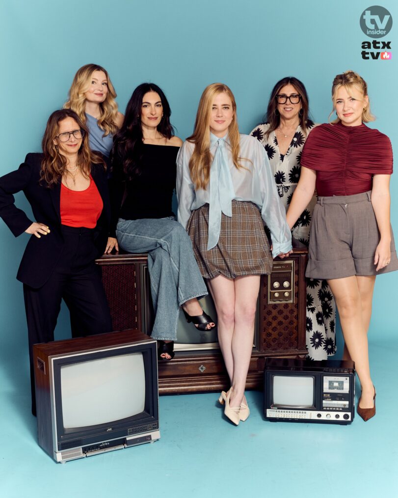 SweetVicious - Amanda Lasher, Emily Levitan, Jennifer Kaytin Robinson, Taylor Deardan, Stacey Sher, and Eliza Bennett