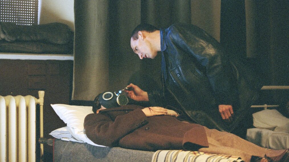 10. "The Empty Child" (Season 1 Episode 9)