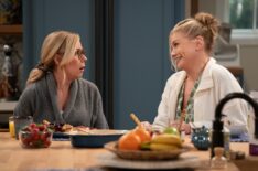 Leanne Morgan and Kristen Johnston in 'Leanne' Season 2