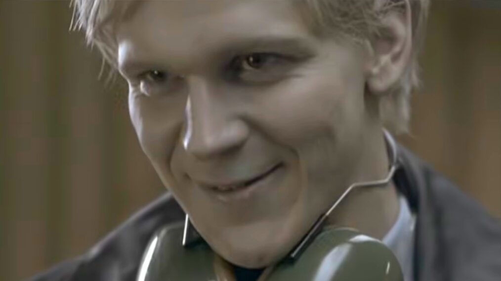 Gustaf Skarsgård as Kurt Wallander in 'Pyramiden'