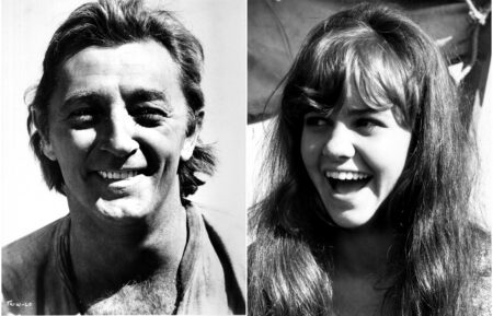 Robert Mitchum, Sally Field