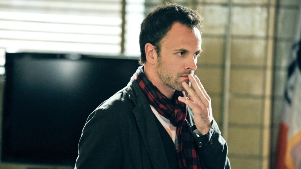 Elementary, CBS, Jonny Lee Miller