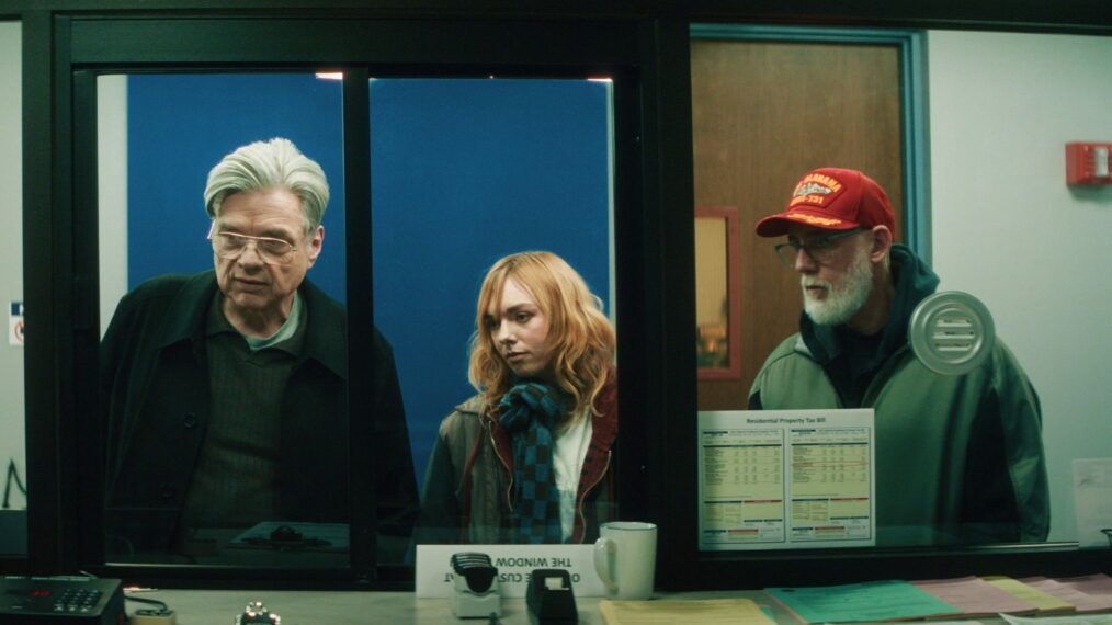 Oliver Platt, Elsie Fisher, and Brian Koppelman in 'The Bear' Season 5