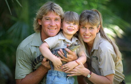 'Crocodile Hunter' Steve Irwin with his wife Terri Irwin, and daughter Bindi Irwin