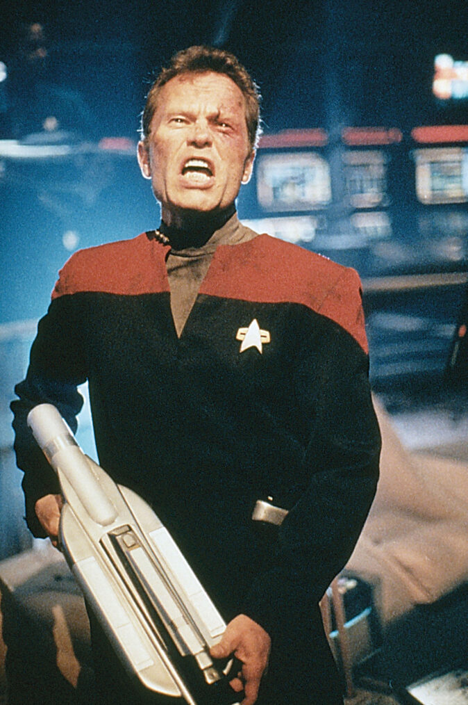STAR TREK: VOYAGER, John Savage, 'Equinox', (Season 5, ep. 526, aired May 26, 1999), 1995-2001