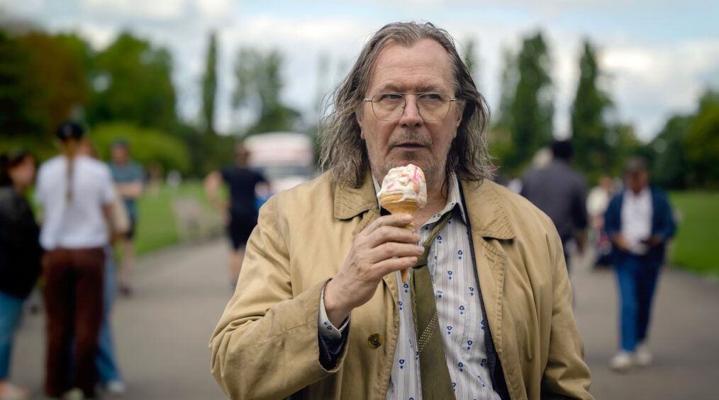 SLOW HORSES, Gary Oldman, (Season 3, ep. 306, aired Nov. 29, 2022). photo: Jack English /©Apple TV+ / Courtesy Everett Collection