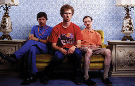 NAPOLEON DYNAMITE, Jon Gries, Jon Heder, Aaron Ruell, 2004, (c) Fox Searchlight/courtesy Everett Collection
