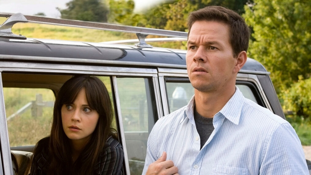 Zooey Deschanel as Alma and Mark Wahlberg as Elliot in 'The Happening'