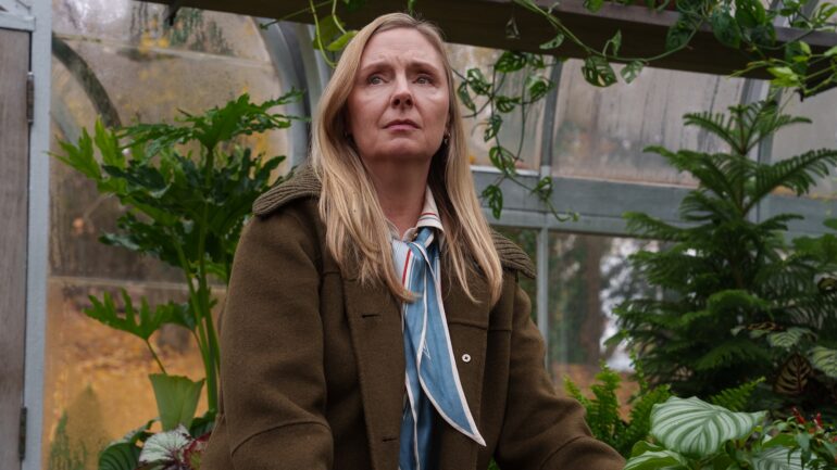 FURIOUS - “Some Days It Don’t Come Easy” - Danny decides what to do with sensitive information, as Alice must confront her past. (Disney/Sarah Shatz) HOPE DAVIS