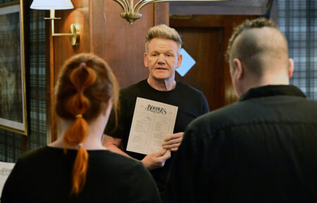 KITCHEN NIGHTMARES: Gordon Ramsay with the restaurant staff in the “Boodles Restaurant” episode of KITCHEN NIGHTMARES airing Tuesday, August 18 (8:00-10:00 PM ET/PT) on FOX. CR: FOX. ©2026 FOX Media LLC.