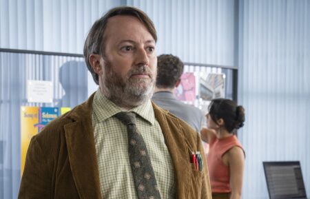 John ‘Ludwig’ Taylor (DAVID MITCHELL),DESCRIPTION:**1st LOOK** Embargoed until 19:00hrs Wednesday 15th April 2026.,COPYRIGHT:Big Talk Studios,CREDIT LINE:BBC/Big Talk Studios /Olly Courtney