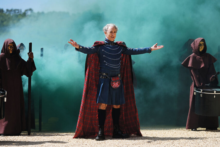 THE TRAITORS (NBC) -- The Traitors: New Blood -- Episode 501 -- Pictured: Alan Cumming -
