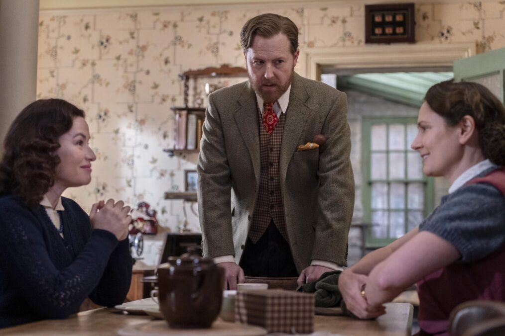 Dorothy (Maimie McCoy), Siegfried Farnon (Samuel West), Mrs. Hall (Anna Madeley) in 'All Creatures Great and Small' Season 7