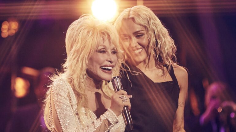 Miley Cyrus’ Tribute to Dolly Parton Reveals Details of Their Final Conversations