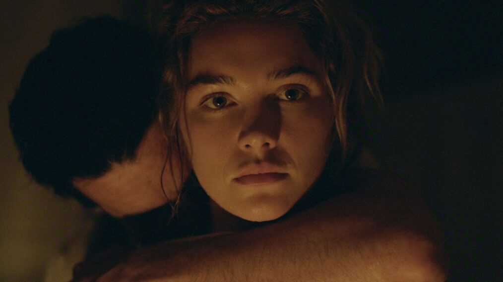Florence Pugh and Christopher Abbott in 'East of Eden'