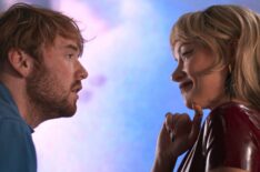 Cooper Hoffman as Elliot and Olivia Wilde as Erika Tracy in 'I Want Your Sex'