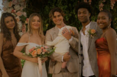 Madison Bailey, Madelyn Cline, Chase Stokes, Jonathan Daviss, and Carlacia Grant in the 'Outer Banks' series finale