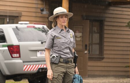 Tracy Spiridakos as Anna Pigeon — 'Anna Pigeon' Series Premiere