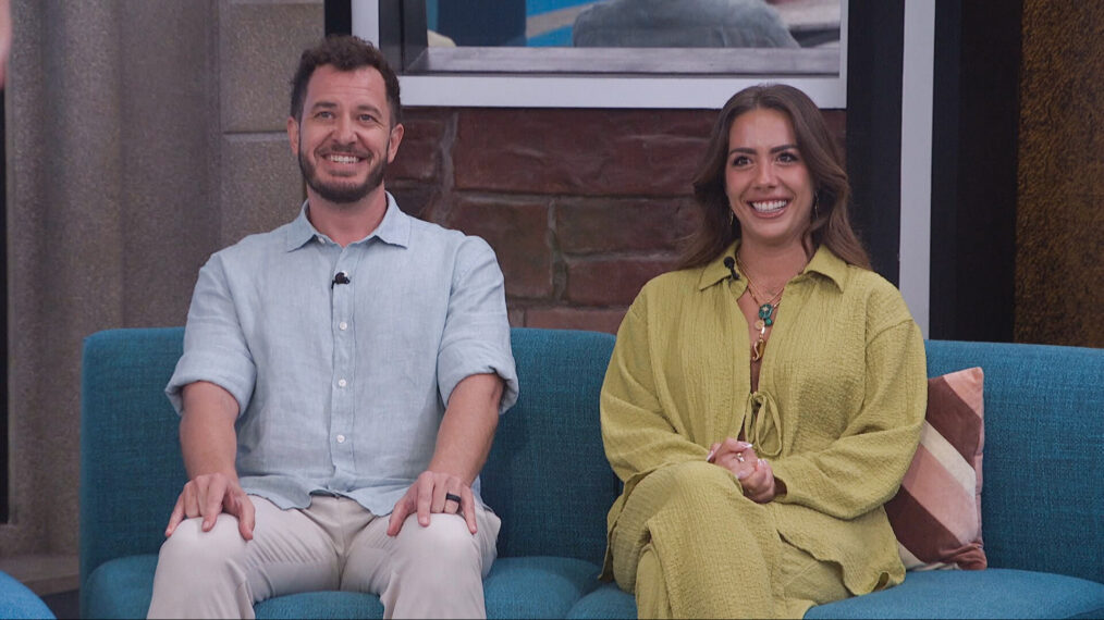 BIG BROTHER on the CBS Television Network and streaming on Paramount+ (live and on-demand for Paramount+ with SHOWTIME subscribers, or on-demand for Paramount+ Essential subscribers the day after the episode airs)* Pictured: Devens and Dee Valladares. Photo: CBS ©2026 CBS Broadcasting, Inc. All Rights Reserved. Highest quality screengrab available.