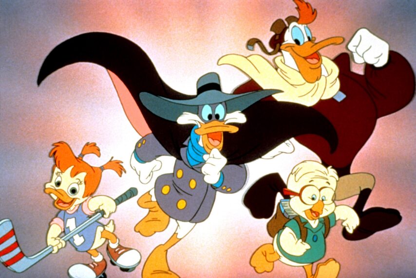 DARKWING DUCK, (from left): Gosalyn Mallard, Darkwing Duck, Honker Muddlefoot, Launchpad McQuack, (1992), 1991-95. © Walt Disney Television / Courtesy: Everett Collection