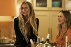 Justine Lupe as Morgan, Kristen Bell as Joanne in episode 303 of Nobody Wants This
