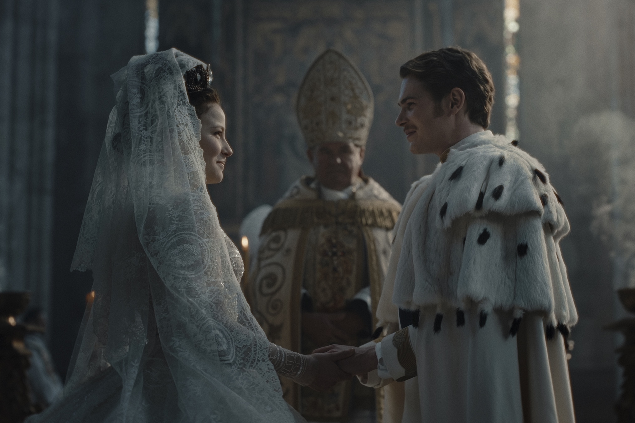 'The Empress' romantic leads