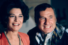 Anne Bancroft and Mel Brooks on the set of ‘Anne and the Hoods’ in 1974