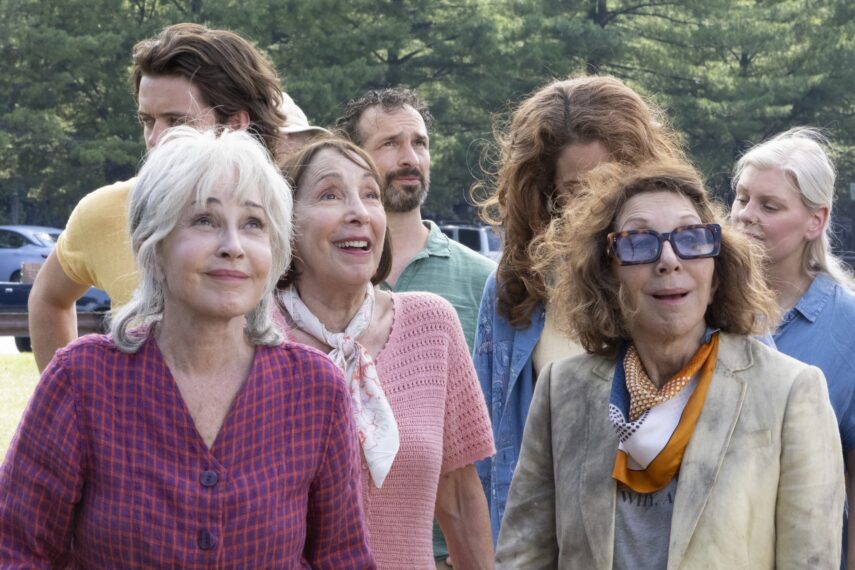 Annie Potts, Didi Conn, and Andrea Martin &mdash; 'Best Medicine' Season 2 Premiere
