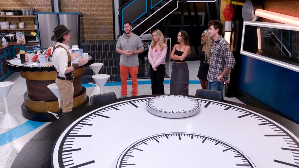 2837 SeasonS.28EpisodeEp.37Image Description: BIG BROTHER on the CBS Television Network and streaming on Paramount+ (live and on-demand for Paramount+ with SHOWTIME subscribers, or on-demand for Paramount+ Essential subscribers the day after the episode airs)* Pictured: Vince Panaro, Devens, Melody Morris, Dee Valladares, Taylor Brown and Drew Campbell.