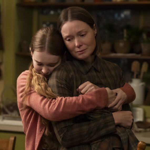 Summer H. Howell, Samantha Sloyan — 'Carrie'