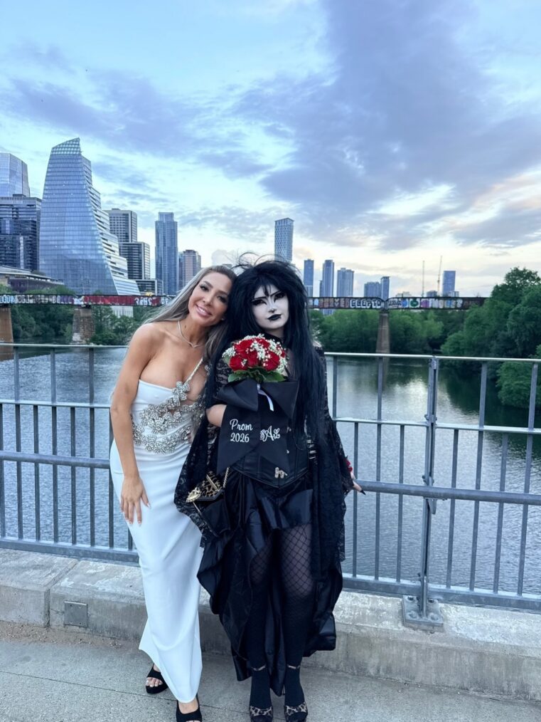 Farrah and Sophia Abraham