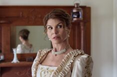 Lori Loughlin Talks Hallmark Return & Reviving 'Garage Sale Mysteries'