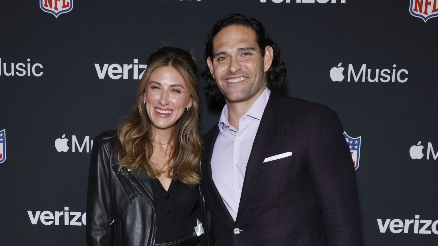 LAS VEGAS, NEVADA - FEBRUARY 10: (L-R) Perry Mattfeld and Mark Sanchez attend Verizon’s “Run the Playlist Live” at Super Bowl LVIII on February 10, 2024 in Las Vegas, Nevada.