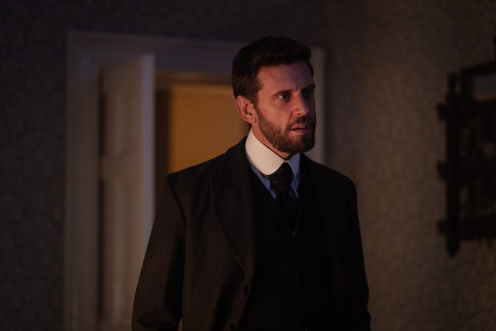 Blake (Tom Durant-Pritchard) in 'Miss Scarlet' Season 7